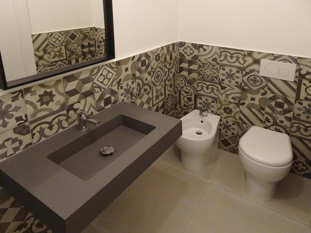 Smart Rooms بستويا المظهر الخارجي الصورة