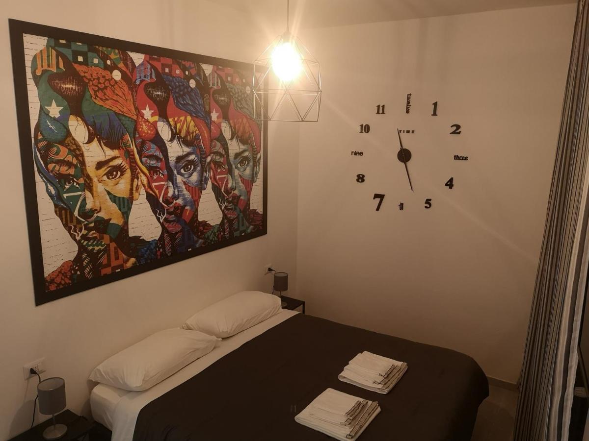 Smart Rooms بستويا المظهر الخارجي الصورة